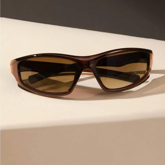 Brown wrap frame sunglasses - Picture 2 of 4